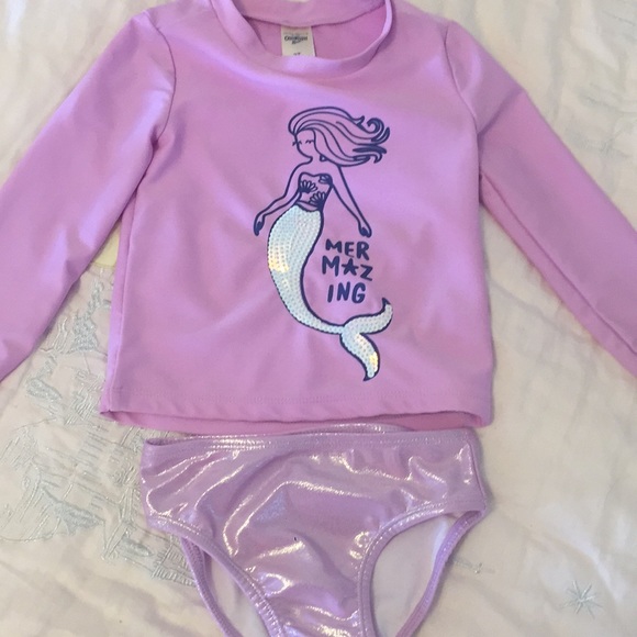 2T OshKosh mermaid swimsuit/rash guard - Picture 1 of 1